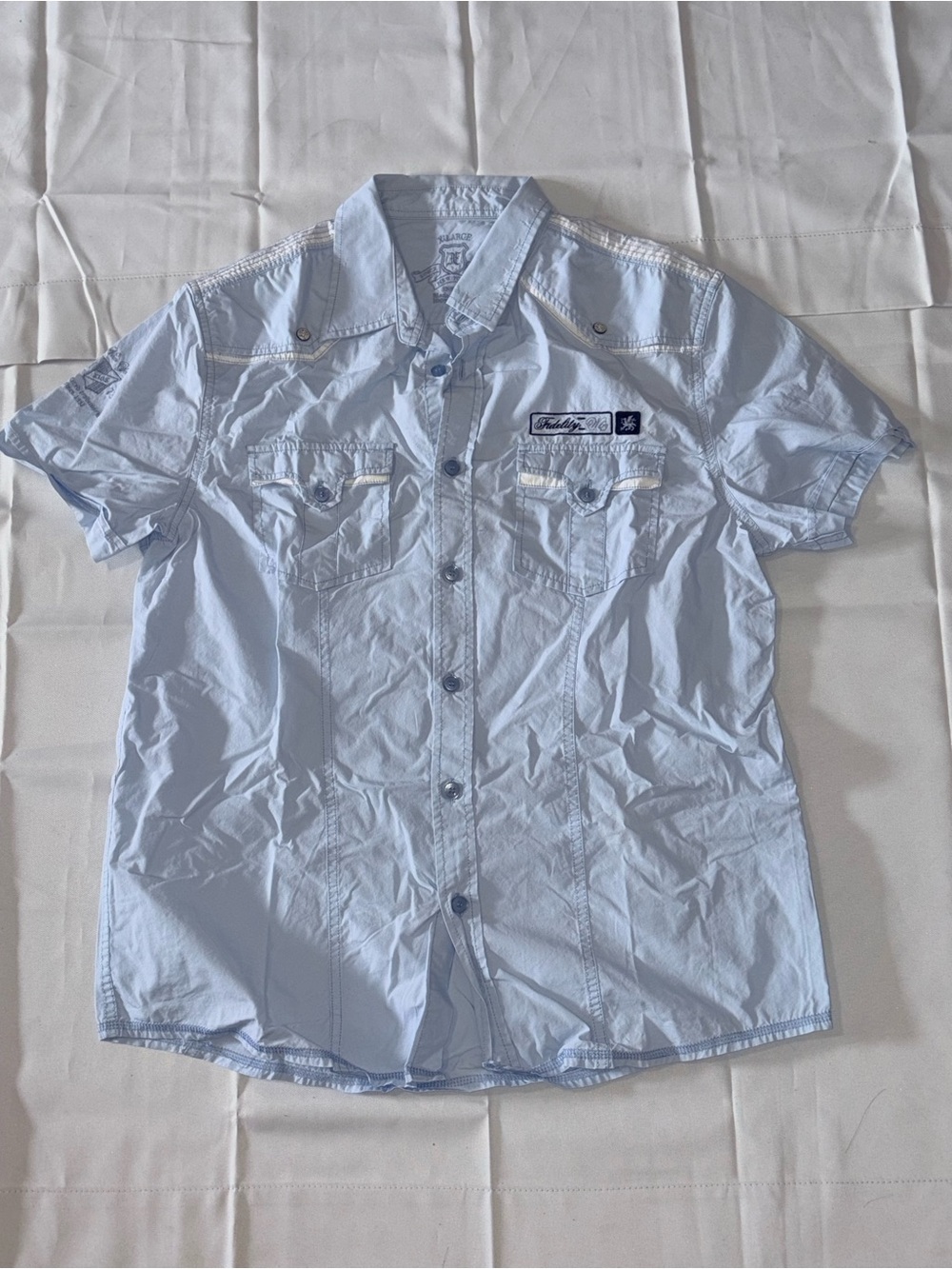 Light Blue Short-Sleeve Casual Shirt 100% cotton.